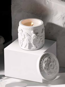 Gleevers - White Tea Happy Scented Candle