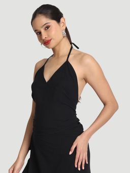 Bene Kleed - Womens Black Solid Slim Fit Halter Neck Top