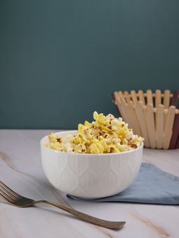 Voncasa - Ivory Ceramic Bowl Leaf Pattern