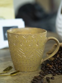 Voncasa - Ceramic Coffee Mug Beige & Engraved