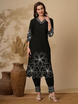 FASHOR - Women's Black Floral Kurta with Pant (Set of 2)