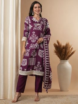 FASHOR - Women's Burgundy Printed Kurta with Pant and Dupatta (Set of 3)