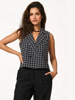 TERRA LUNA - Women Black Kira Monogram Top