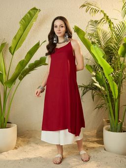 InWeave - Maroon Button Strappy Kurta