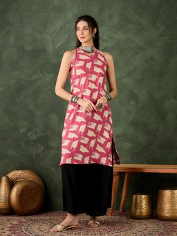 InWeave - Punch Pink Back Detail Kurta