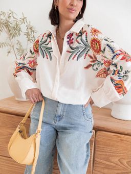 Outzidr - White Full Sleeve Embroidered Collared Top