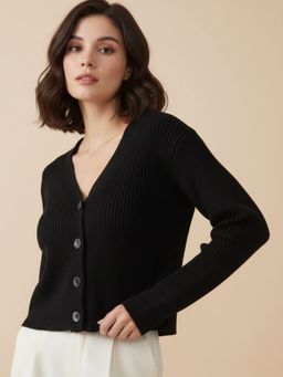 Outzidr - Women Black Full Sleeve Buttoned Cardigan