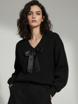 Outzidr - Women Black Full Sleeve V Neck Front Bow Sweater