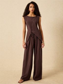 Outzidr - Women's Brown Sleeveless Front Buttoned Co-Ord Set