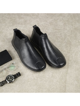 Mochi - Men Black Slip On Casual Chelsea Boots