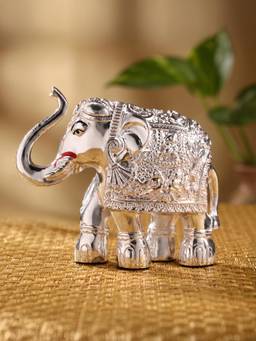 TOUCH925 - 999 Silver Plated Elephant Showpiece