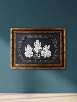 TOUCH925 - 999 Silver Lakshmi Ganesh Saraswati Frame