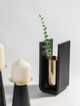 ORGANIC HOME - Aureum carved Vase