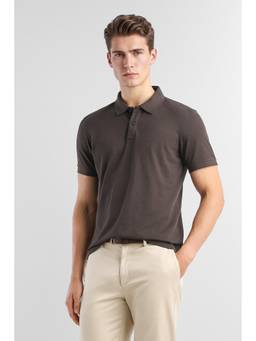 Van Heusen - Men Brown Solid Collar Neck Polo T-Shirt