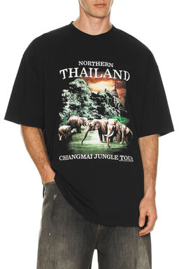 VETEMENTS - Thailand Tourist T-Shirt