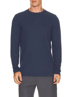 TravisMathew - Cloud Waffle Men's Textured Crew Neck Long Sleeve T-Shirt Indigo