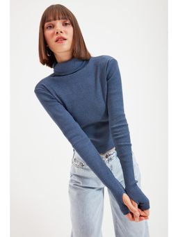 Trendyol - Indigo Semi-fit Solid-plain Round Neck Top