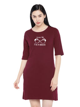 Status Mantra - Women Maroon Typography T-shirt Mini Dress