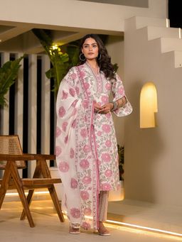 Yufta - Pink & Off White Floral Print Cotton Straight Kurta with Pant & Dupatta (Set of 3)