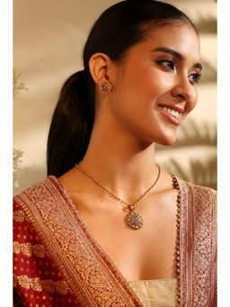 Biba - Women Red Stones Brass Jewellery Set
