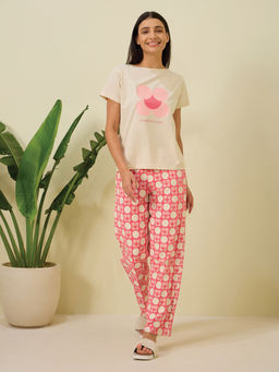 Sweet Dreams - Women Printed Top with Pyjama (Set of 2)