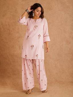 Aaghnya - Women Pink Viscose Blend Embroidered Straight Kurta with Salwar