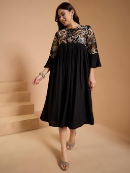 ZUMMER - Black Three Fourth Sleeves Floral Embroidered Dress