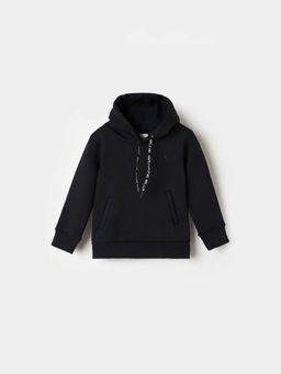 Blue Giraffe - Boys Black Na Solid Hoodie