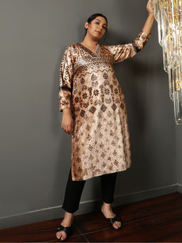 Amydus - Women Beige Velvet Geometric Straight Kurta