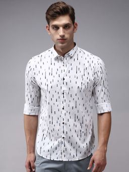 SHOWOFFFF - Men White Collar Neck Conversational Classic Fit Shirt
