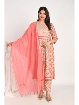 Do Dhaage - Beige Gathered Floral Kurta with Pants with Dupatta (Set of 3)