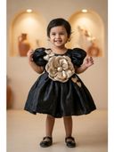 Black color option, Currently selected