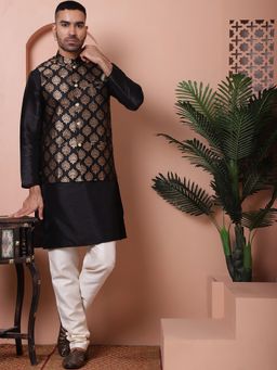 Jompers - Men Solid Black Kurta with Pyjama and Nehru Jacket