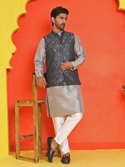 Jompers - Men Woven Design Grey Kurta with Pyjama and Nehru Jacket