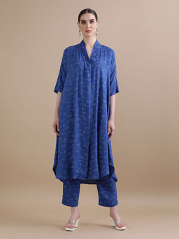 Black & Blah Blah - Relaxed Fit Trendy Printed Flared Liva Rayon Kurta and Trouser (Set of 2)