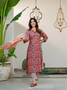 DIMPLE DESIGN STUDIO - Multi-Color Floral Kurta with Pant & Dupatta (Set of 3)