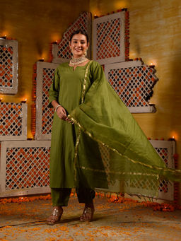 DIMPLE DESIGN STUDIO - Olive Doria Solid Kurta with Pant & Dupatta (Set of 3)
