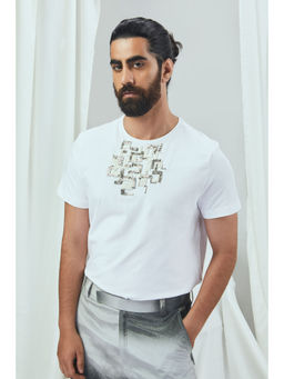 Nirmooha - White Embroidered T-Shirt