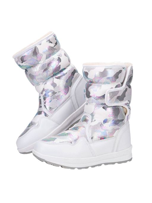 Pink Girls Silver Snow Boots The Girl Try On Glamorous Winter