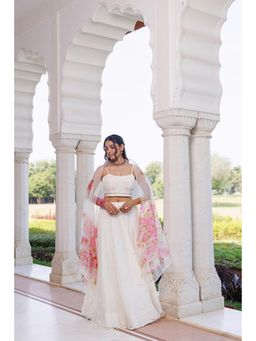 Geroo Jaipur - Women Off White Chiffon Lehenga with Unstitched Blouse and Dupatta