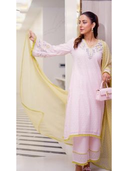 DOHR INDIA - Kulvir Kaur Malhotra In Reshm Jacquard Embroidered Kurta And Pant