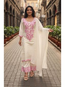 Ishnya - Women White Floral Embroidered Kurta With Palazzo and Dupatta