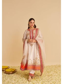 Sheetal Batra - Nargis Dabka Zardozi Embroidered Kurta with Pant and Dupatta
