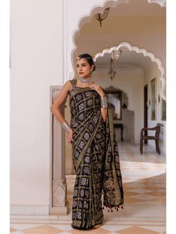 Geroo Jaipur - Women Black Silk Handloom Saree with Unstitched Blouse