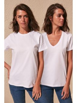 Trendyol - Women's Comfortable White T-shirts Pack Of 2 (Set of 2)