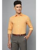 Orange color option, Currently selected