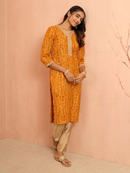 Vastramay - Women Mustard Bandhani Foil Print Rayon Kurta