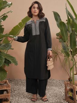 VISHUDH - Women Woven Design Embroidered Daily Straight Kurta - Black
