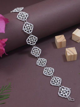 I Jewels - Traditional Floral Kundan and Pearl Sheeshphool Matha Patti Sheeshpatti for Women