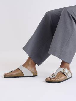 Birkenstock - Gizeh Big Buckle Women Regular Width Grey Sandals